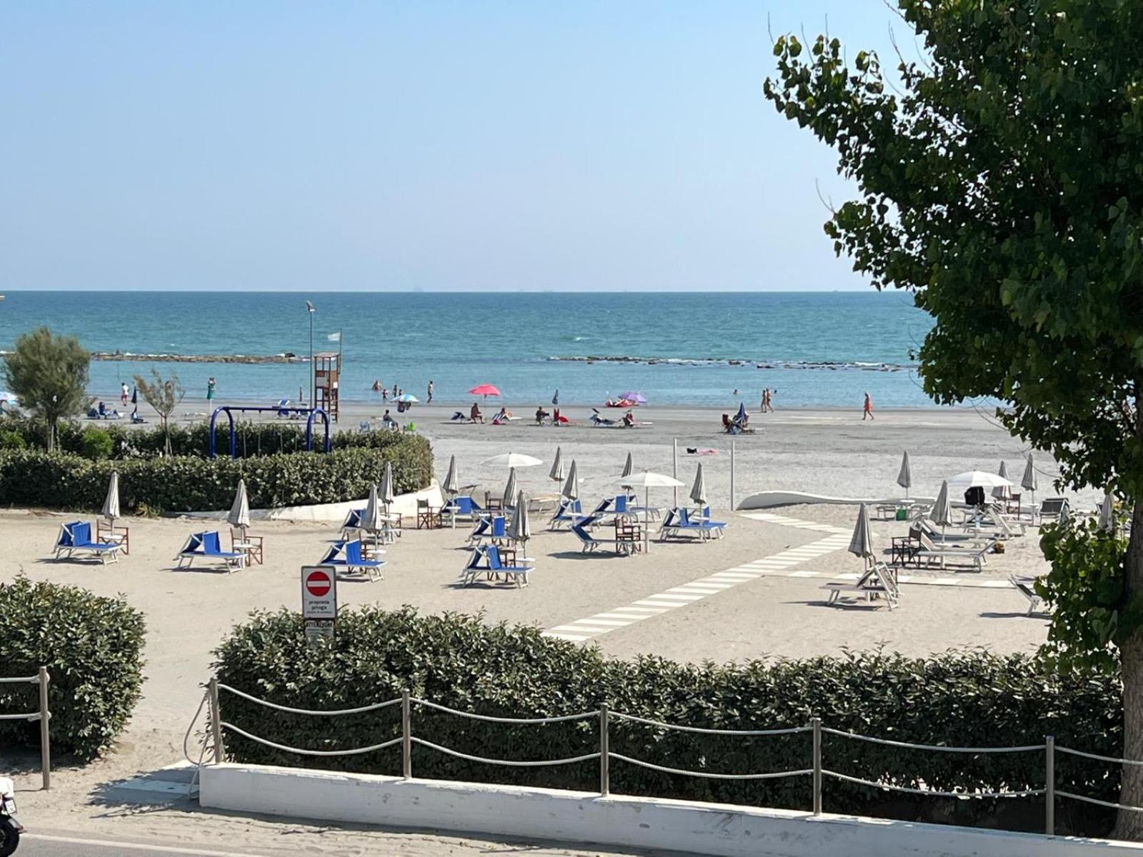 Hotel Stella - Casa Per Ferie Bellaria-Igea Marina Esterno foto