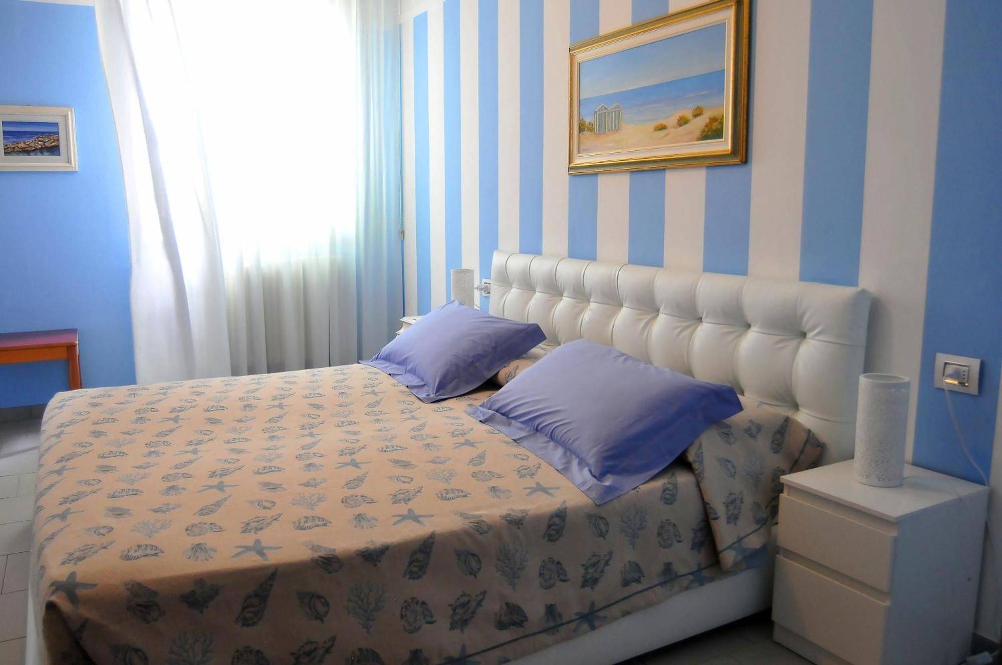 Hotel Stella - Casa Per Ferie Bellaria-Igea Marina Esterno foto