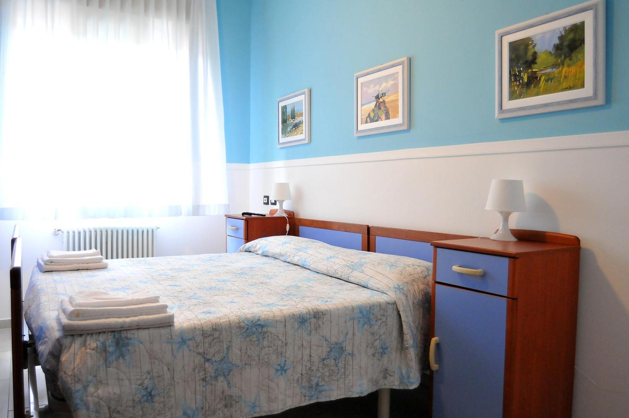 Hotel Stella - Casa Per Ferie Bellaria-Igea Marina Esterno foto